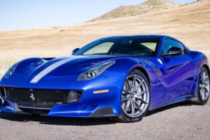 Rent Sports Car in Dubai
