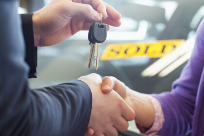 Pre owned car seller in Ghaziabad