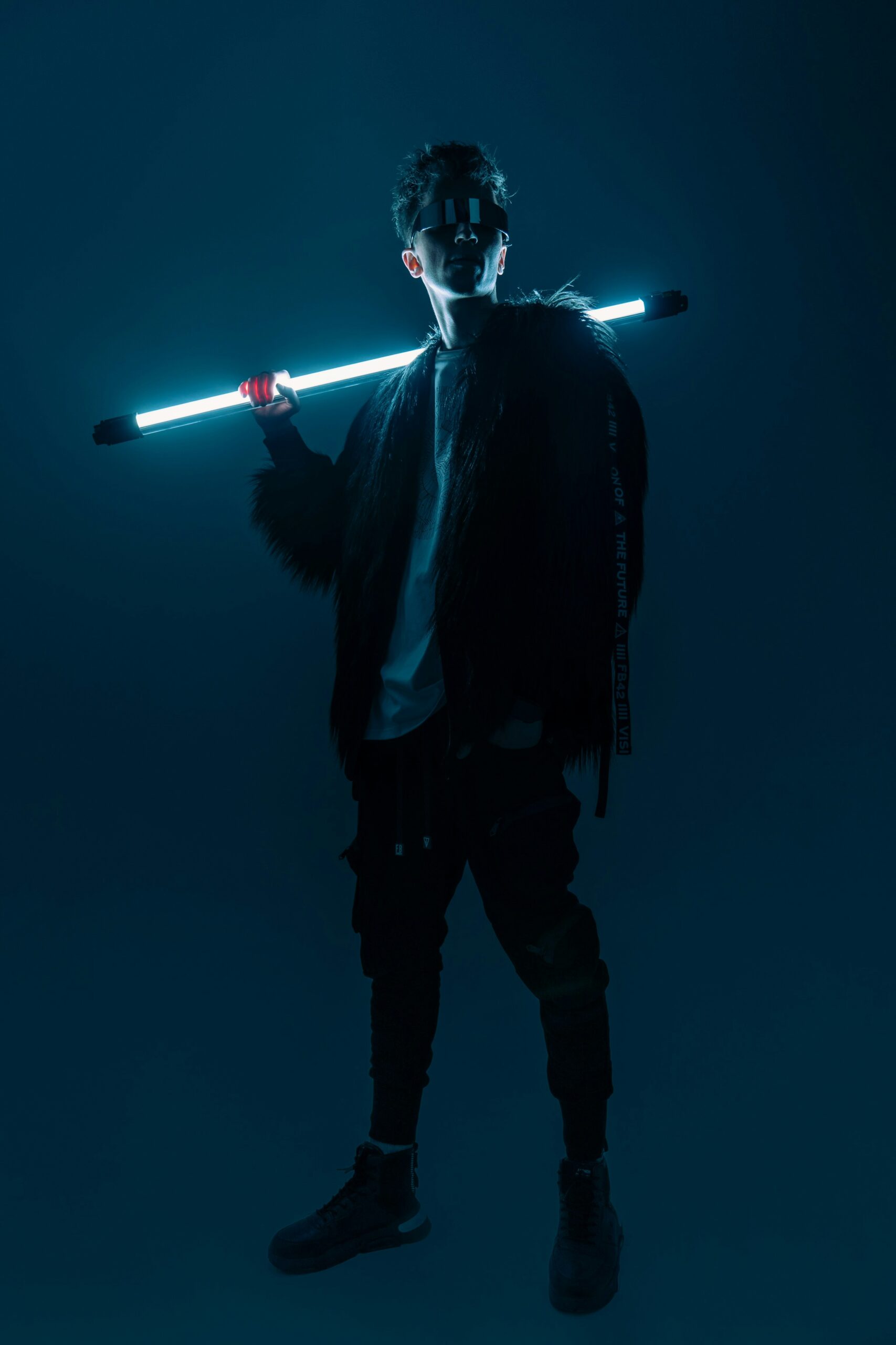 How to Build Your Own Custom Lightsaber