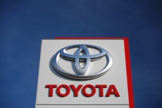 Authorized toyota showroom in West Delhi