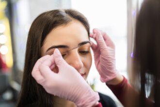eyebrow threading in Gold Coast