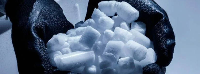 Top dry ice